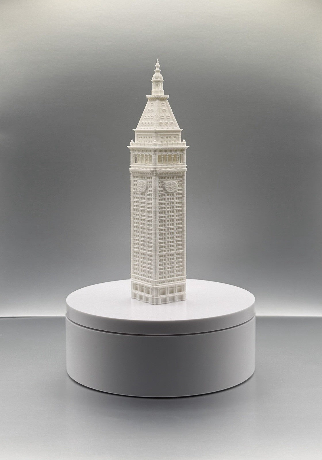 Metropolitan Life Tower Model - New York City - 6” (15.2 cm)