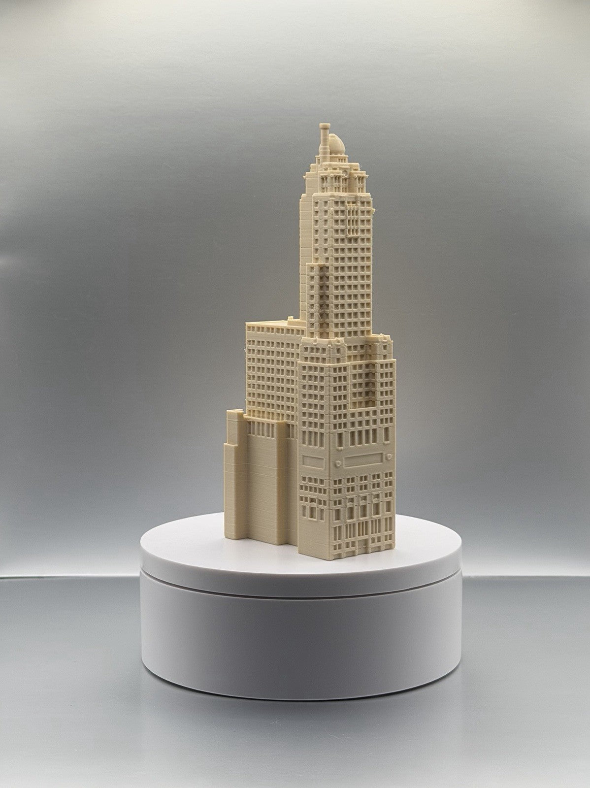 Intercontinental Building Model - Chicago - 6” (15.2 cm)