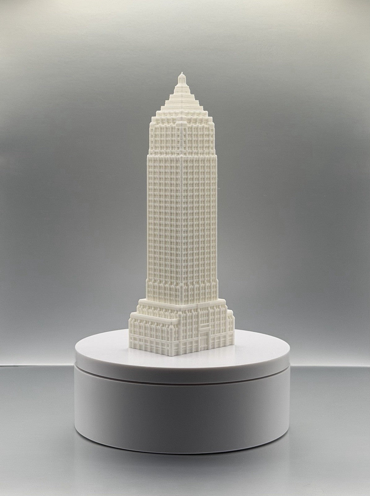 The Gulf Building Model - Pittsburg Pennsylvania - 6” (15.2 cm)