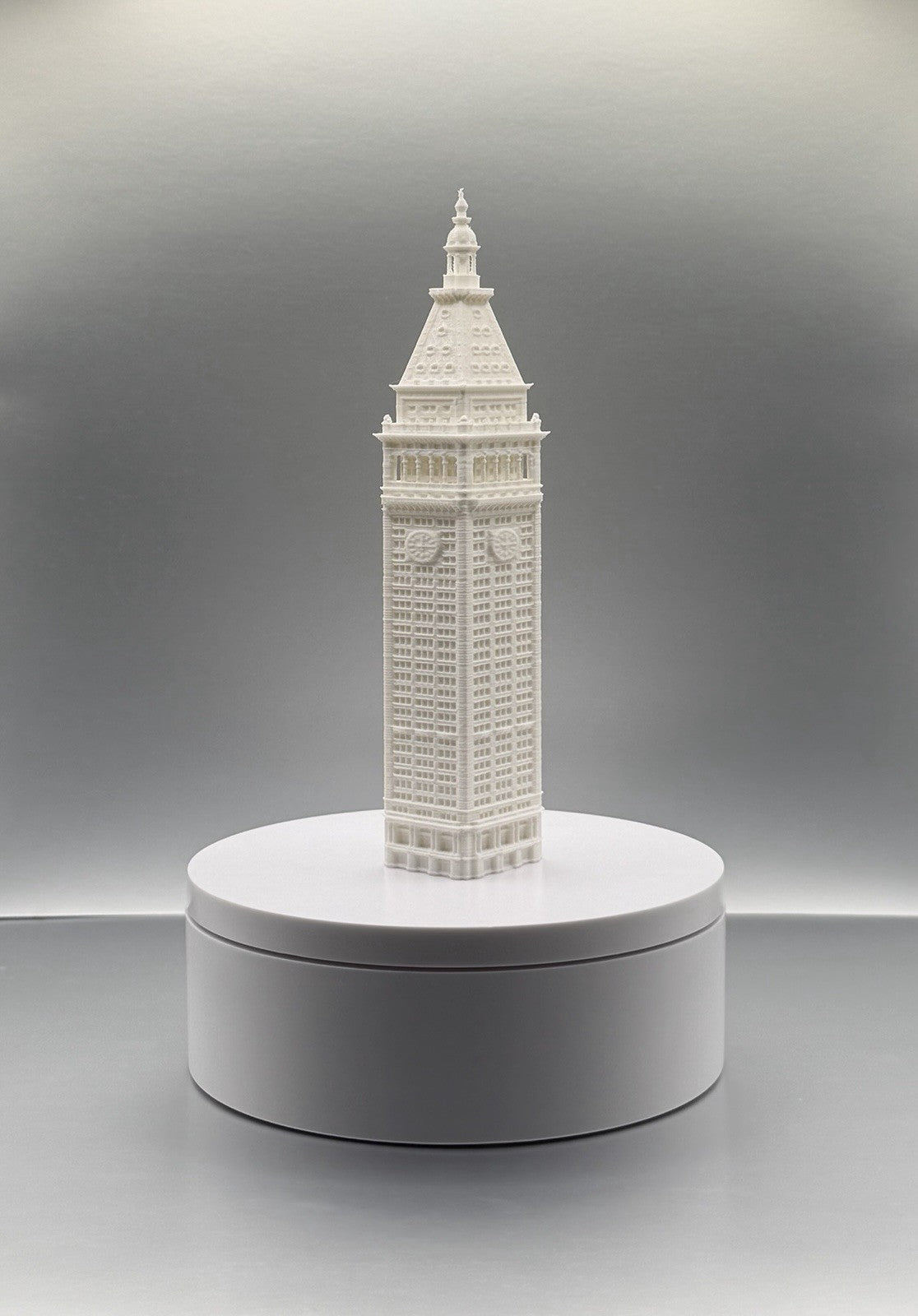Metropolitan Life Tower Model - New York City - 6” (15.2 cm)