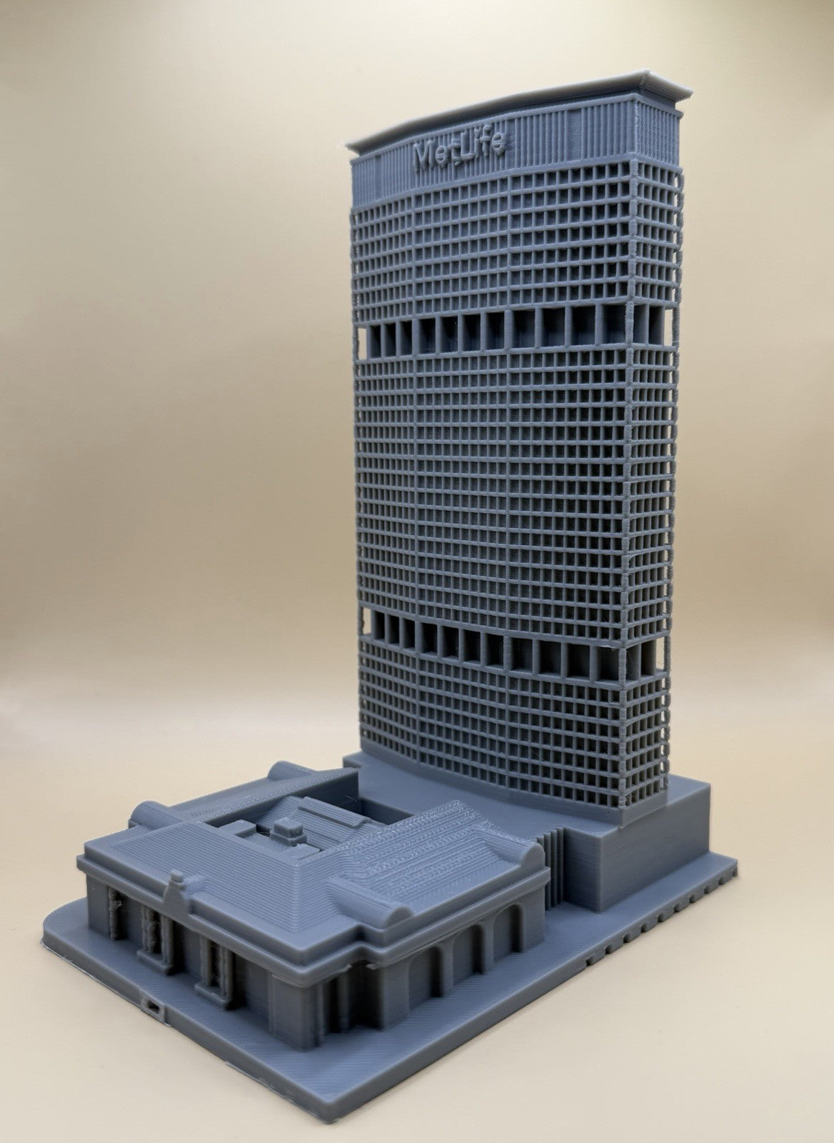 MetLife Building Model - New York City Landmark - 6” (15.2 cm)