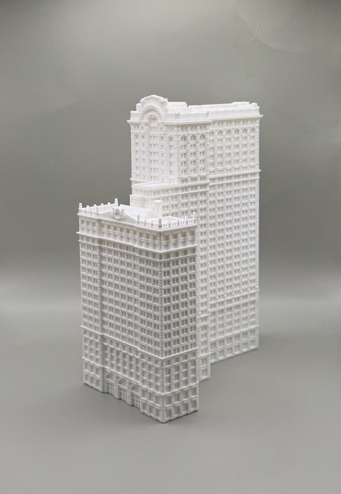 Whitehall & Annex Building Model - Chicago - 6” (15.2 cm)