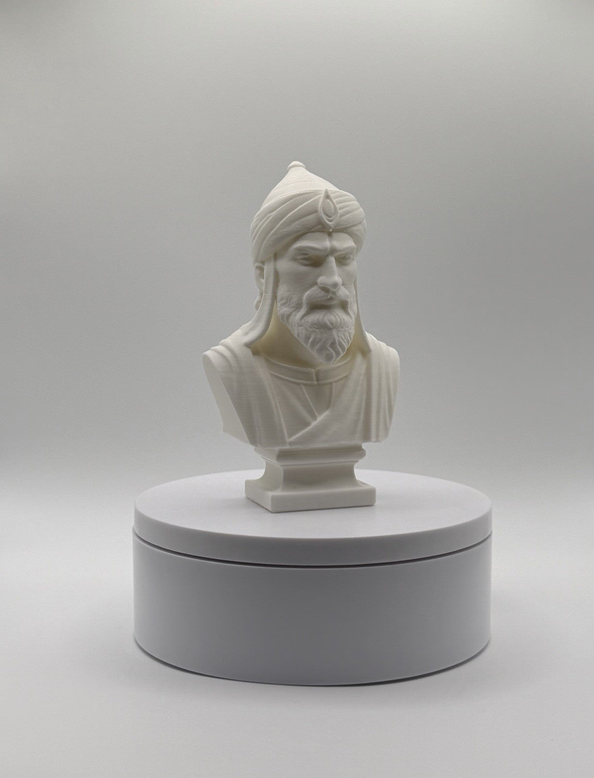 Saladin - Muslim Sultan - Bust/Statue - (4.5")