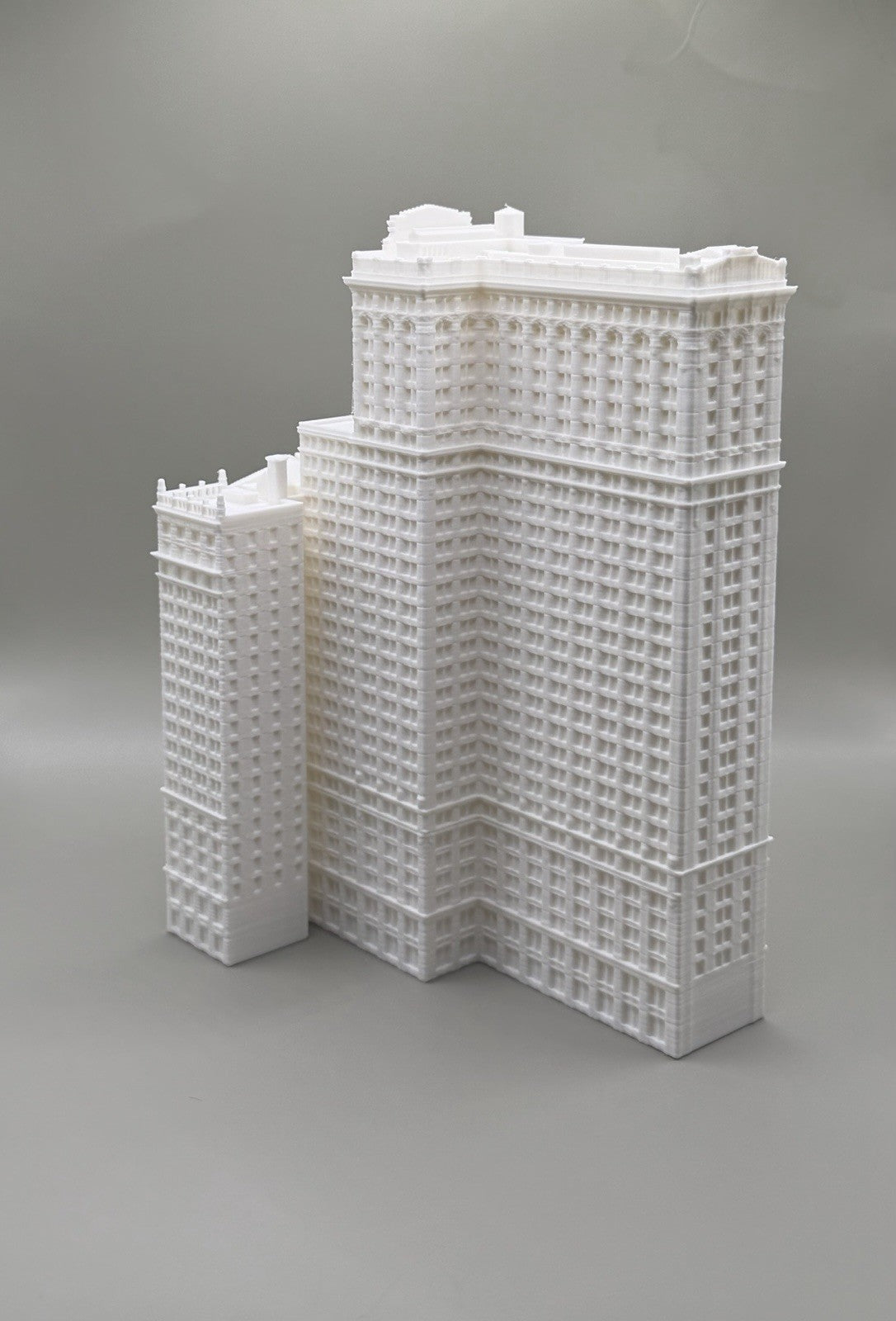 Whitehall & Annex Building Model - Chicago - 6” (15.2 cm)