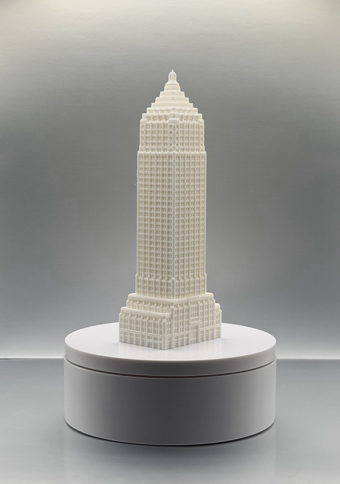 The Gulf Building Model - Pittsburg Pennsylvania - 6” (15.2 cm)
