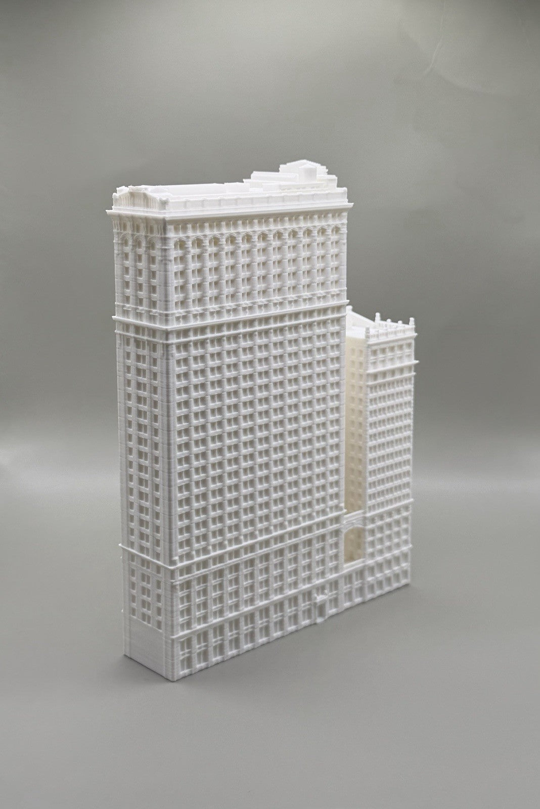 Whitehall & Annex Building Model - Chicago - 6” (15.2 cm)