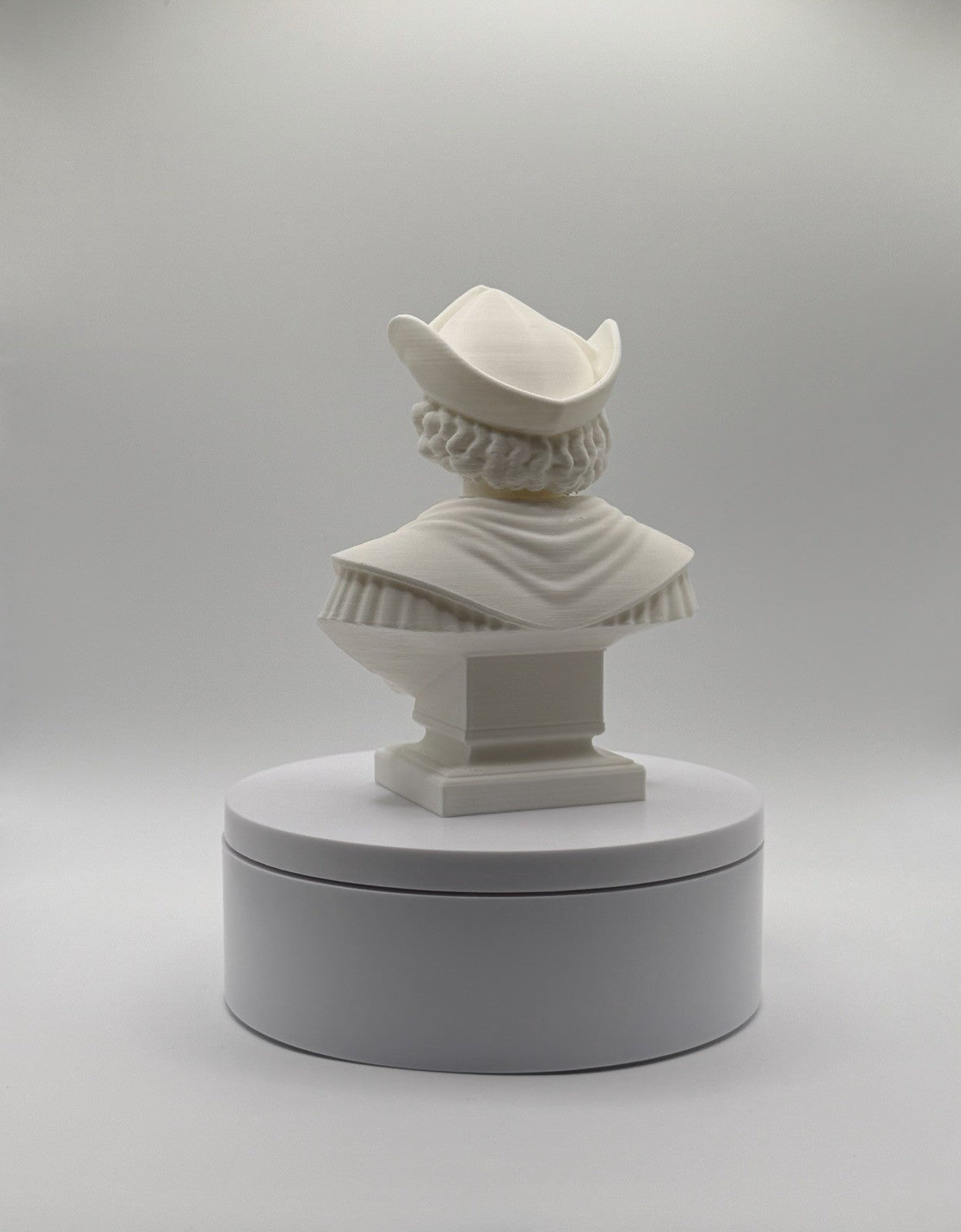 Christopher Columbus - Historical Explorer - Bust/Statue - 4.5”