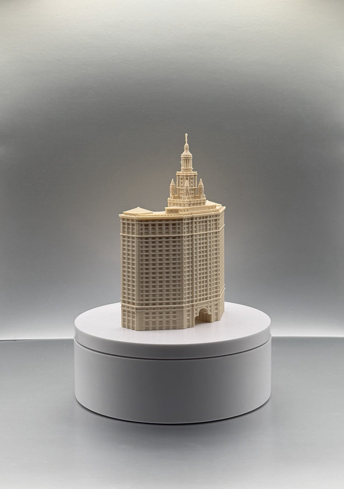 Manhattan Municipal Building Model - New York City - 4.5” (11.4 cm)