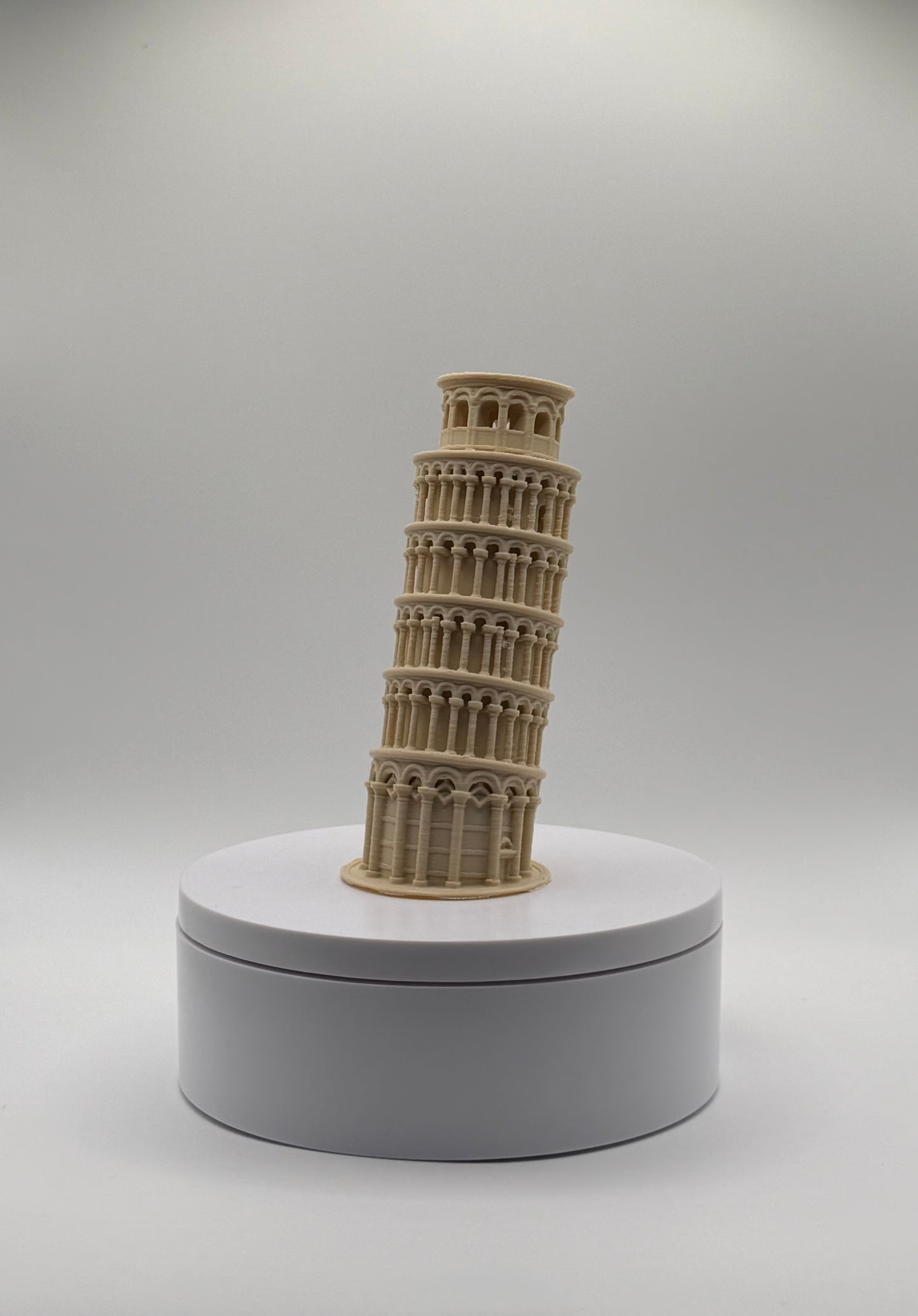 Leaning tower of Pisa 🇮🇹 4.5” (11.4 cm)
